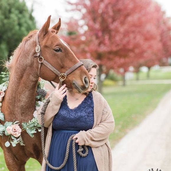 Meet your Posher, Dana - Picture 1 of 1